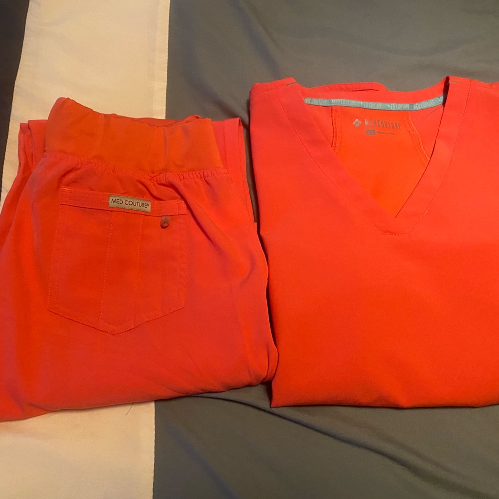 Soft peach coral med couture scrub set